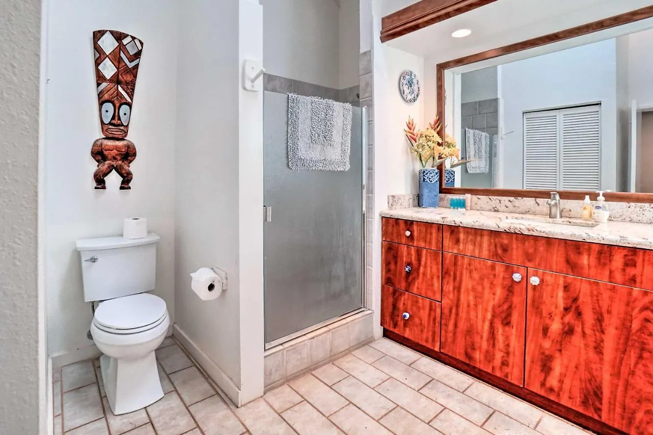 Tropical Paniolo Hale Townhome, Walk To Beach Maunaloa 0*,