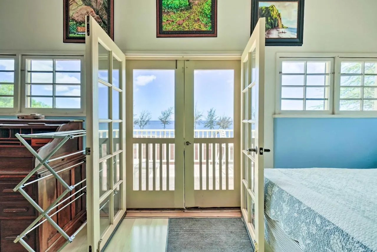 Tropical Paniolo Hale Townhome, Walk To Beach Maunaloa